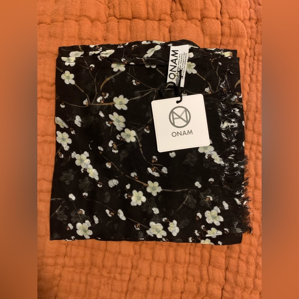 Onam Black floral flowy scarf for fall NWT